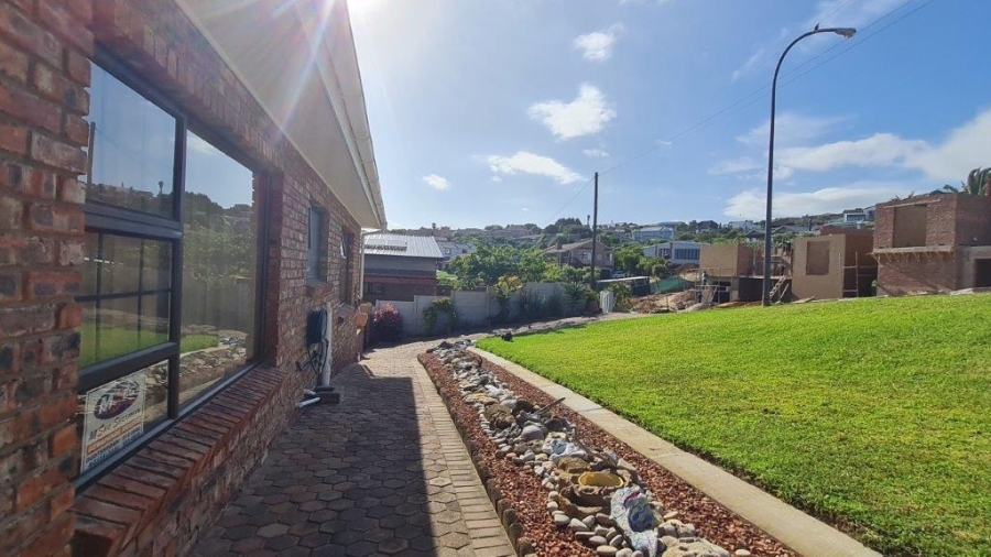 4 Bedroom Property for Sale in Dana Bay Western Cape